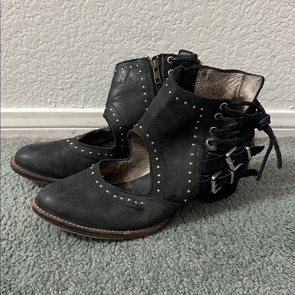 Stylish Black Ankle Boots